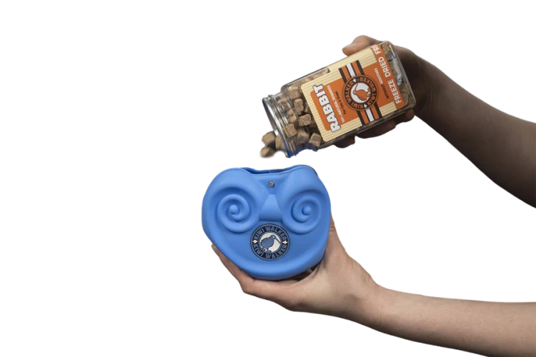 Kiwi Walker REWARDS POCKET saszetka na przysmaki różowa