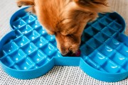 Miska spowalniająca jedzenie SLODOG® różowa dla psa i kota