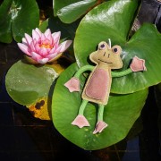 GREEN &amp; WILD'S Francois Le Frog (Żaba) zabawka ekologiczna dla psa