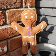 GREEN &amp; WILD'S Jean Genie the Gingerbread Person (Piernikowy Ludzik) zabawka ekologiczna dla psa