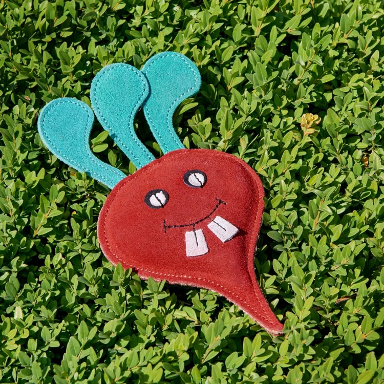 GREEN &amp; WILD'S Terry the Turnip (Rzepa) zabawka ekologiczna dla psa