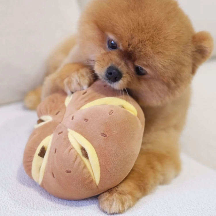 Pups &amp; Bubs CHEESY BREAD Serowa bułeczka zabawka węchowa  dla psa i kota
