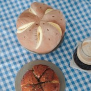 Pups &amp; Bubs CHEESY BREAD Serowa bułeczka zabawka węchowa  dla psa i kota