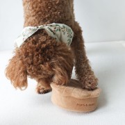 Pups &amp; Bubs APPLE PIE Szarlotka zabawka węchowa  dla psa i kota