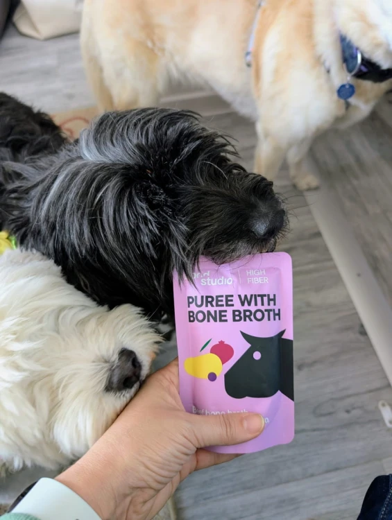 Food Studio Chefs PUREE dla psów z bulionem kostnym z ŁOSIA z marchewką, dziką żurawiną i czarną porzeczką 150ml