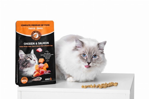 CFD-391_CompletePremiumCatFood_FD_Chicken&amp;Salomon_150g (6).jpg